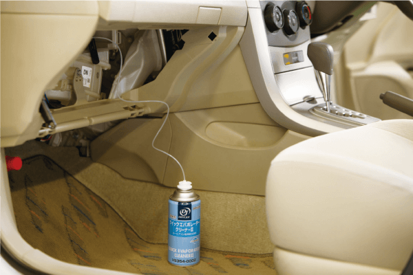 車のエアコンが臭い原因と効果的な対策をプロが解説 カー用品のジェームス